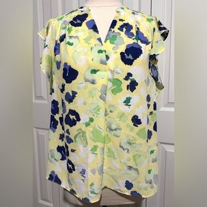 2 for $20 Zac & Rachel Floral Flutter Sleeve Top Light Yellow Blue SZ Medium EUC